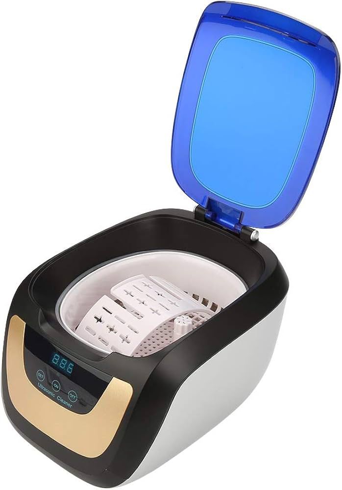 Sterilizator Ultrasonic Profesional CE 5700A | Capacitate 750 ml | Display Digital cu capacul albastru deschis, prezentand cosul alb din plastic pozitionat in cuva interioara.