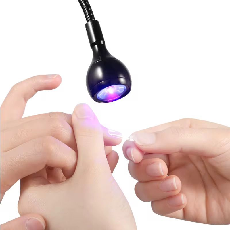 Suport flexibil cu lumina UV pentru fixarea rapida a tipsurilor si constructiilor cu gel