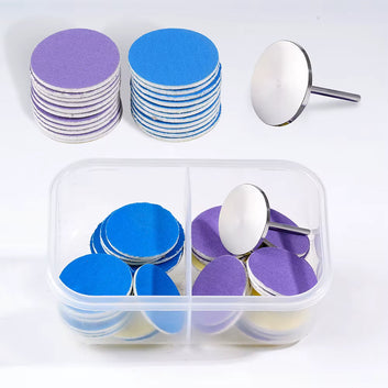 Rezerve autoadezive colorate pentru pedichiura Pododisc de 25mm sortate intr-o cutie organizatoare transparenta din plastic cu compartimente.