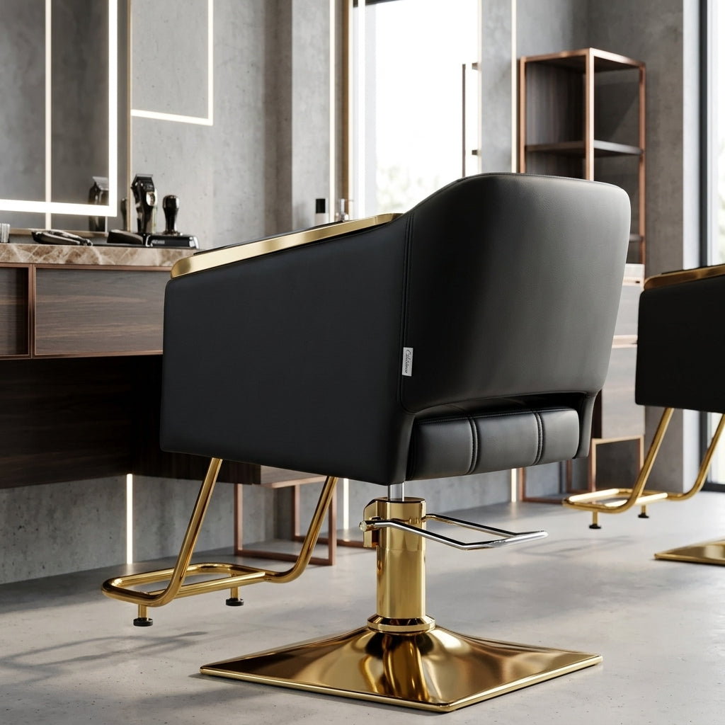 Imagine de prezentare din spate a scaunului Pikos Gold integrat in amenajarea luxoasa a unui salon de frizerie.